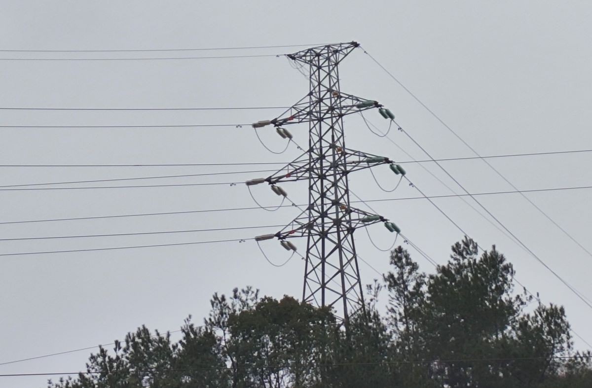 Applications of insulators Applications of insulators